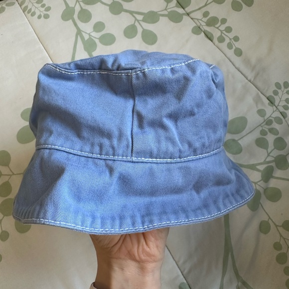 GYMBOREE BUCKET HAT - Picture 4 of 6